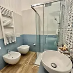 Happiness Gallery - Con Sauna - Bed Art Relaxing